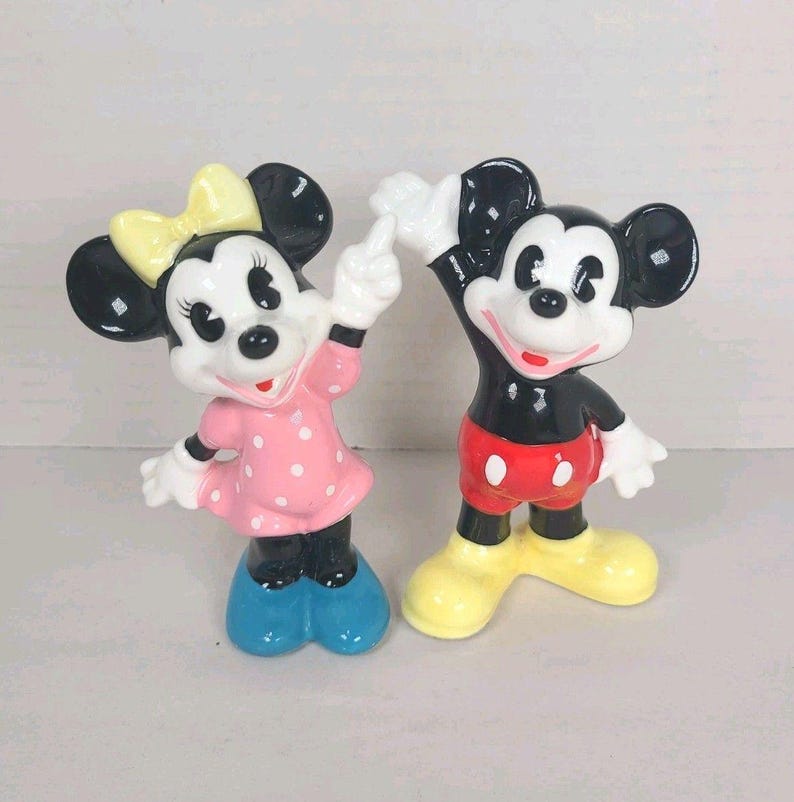 Vintage jaren 70 Disney Mickey & Minnie Mouse 4" keramische beeldjes (Made in Japan) afbeelding 1