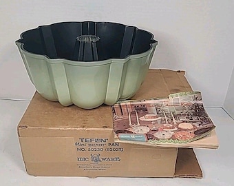 Molde Bundt pequeño vintage de NORDIC WARE de 9 pulgadas, de aluminio fundido resistente, con caja y libro de recetas.