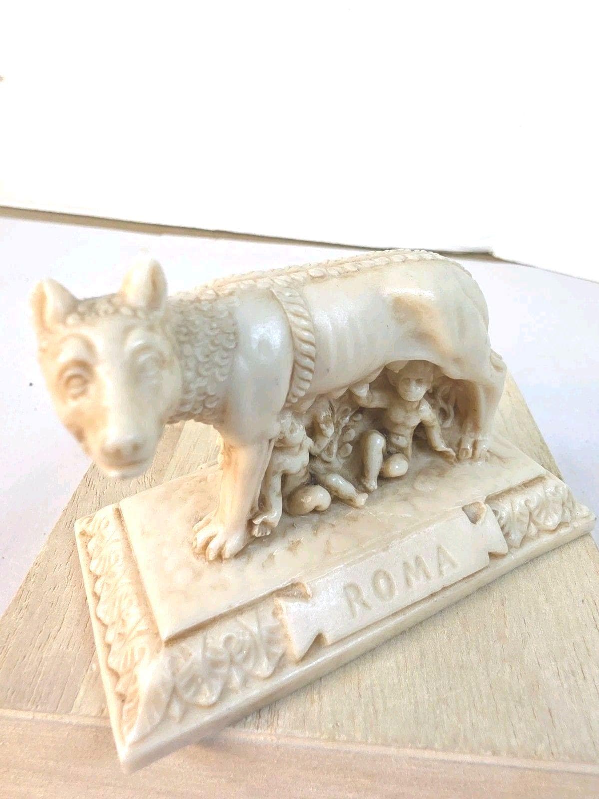 Romulus and remus statue - Etsy 日本