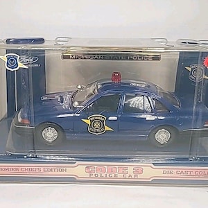 Code 3 Michigan State Police Ford Crown Victoria Police Cruiser 1/24 Rare