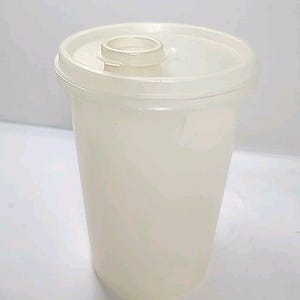Vintage Tupperware 7 hoch Sheer Flip Top gießen Deckelbehälter USA 321-5 & 563-4