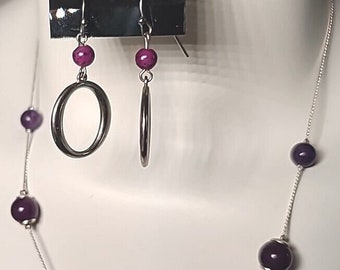 Vintage Purple & Silvertone 18" Necklace And Matching Earrings Jewelry Set