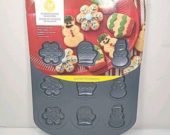 Wilton Treats Made Simple Antihaft-Weihnachtskeksform-Pfanne 12 Mulden 42 cm