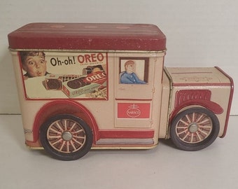 Vintage 1995 Nabisco Tin Oreo Collectable Delivery Truck Decoration