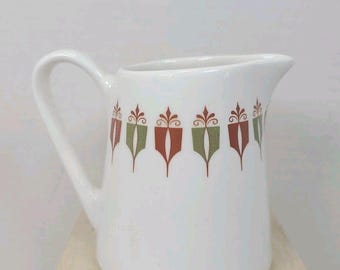 Lattiera vintage in porcellana Syracuse, modello MCM, con visiera in siralite, linea Captains Table Restaurant Ware, prodotta negli Stati Uniti.