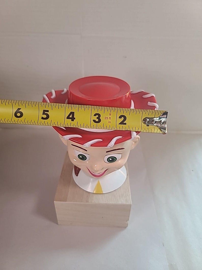 Kubek Vintage Jessie Toy Story Disney na lodzie z klapką Pixar zdjęcie 3