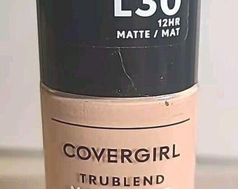 新製品 Covergirl TruBlend Matte Made Foundation #L30 ゴールデンアイボリー 1液量オンス