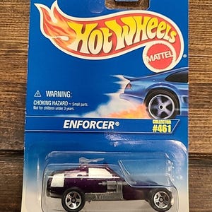 Vintage NOS 1995 Hot Wheels Enforcer Diecast Sammler #461 Lila Blau Karte