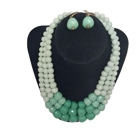 Vintage Green Necklace & Earrings Three Strand La… - image 3