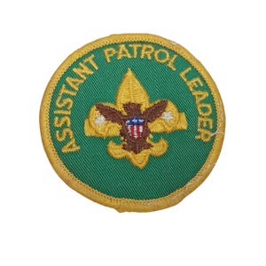Vintage Boy Scouts  BSA Assistant Patrol Leader Patch Yellow & Green Round
