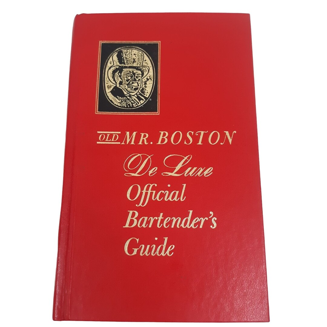 Vintage Old Mr. Boston De Luxe Official Bartenders Guide 1967 HC Mid ...