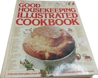 The Good Housekeeping Illustrated Cookbook Vintage 1980