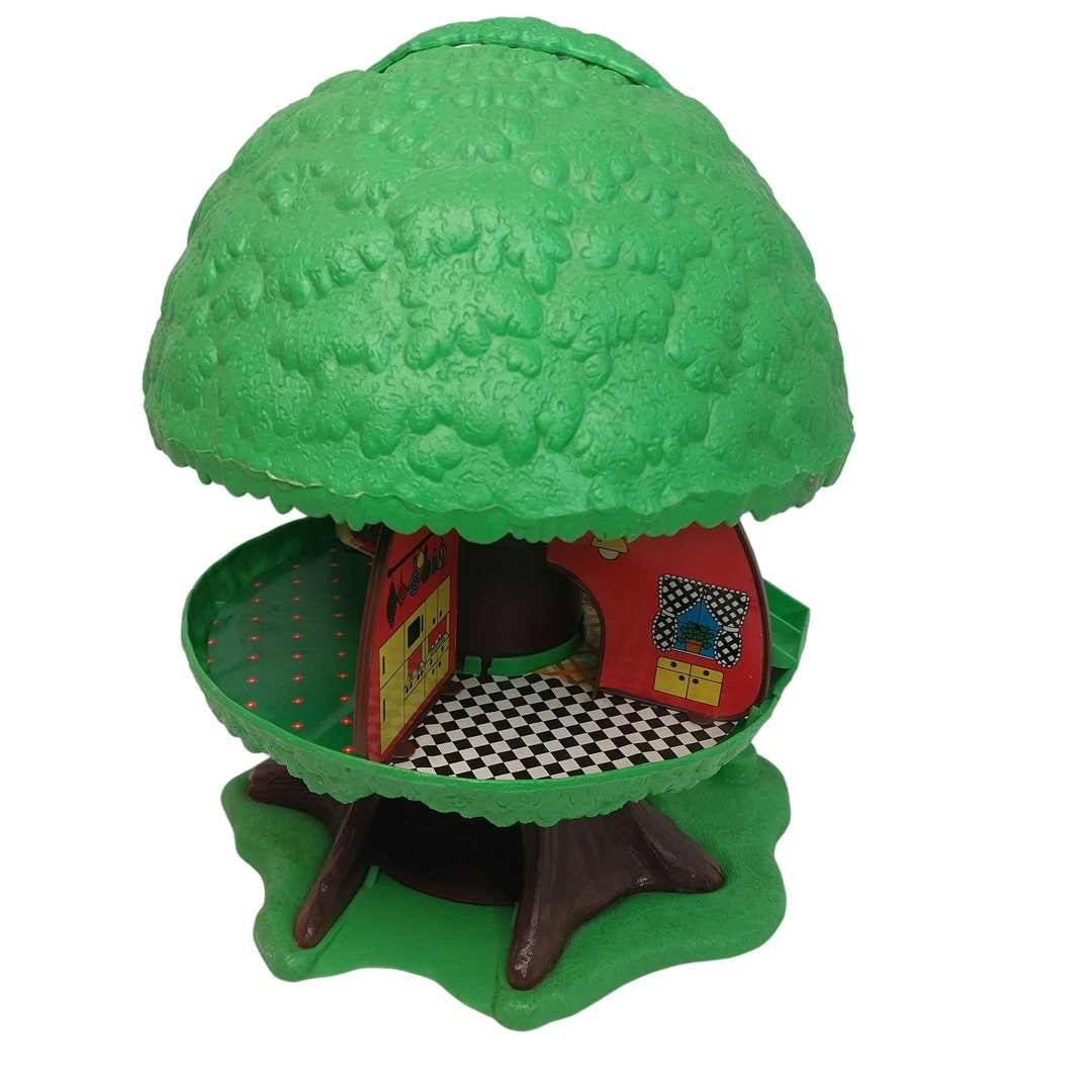 Vintage 1975 Kenner Toy Tree Tots Family Pop up Tree House - Etsy