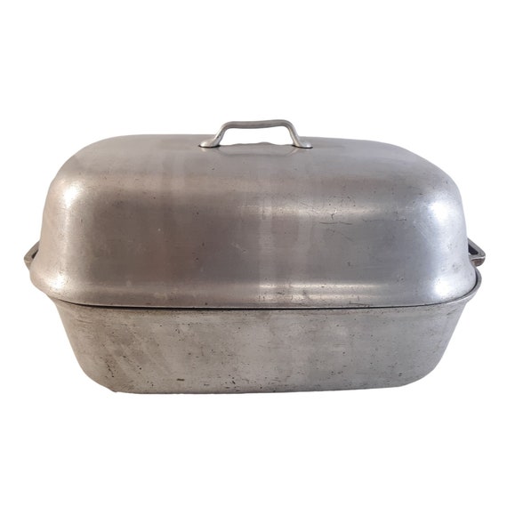 Super Maid Cookware 10qt Roaster Dutch Oven With Lid and Rack 916B 