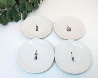 Set Of 4 Williams-Sonoma White Ceramic Appetizer Dessert Plates Wine Bottles