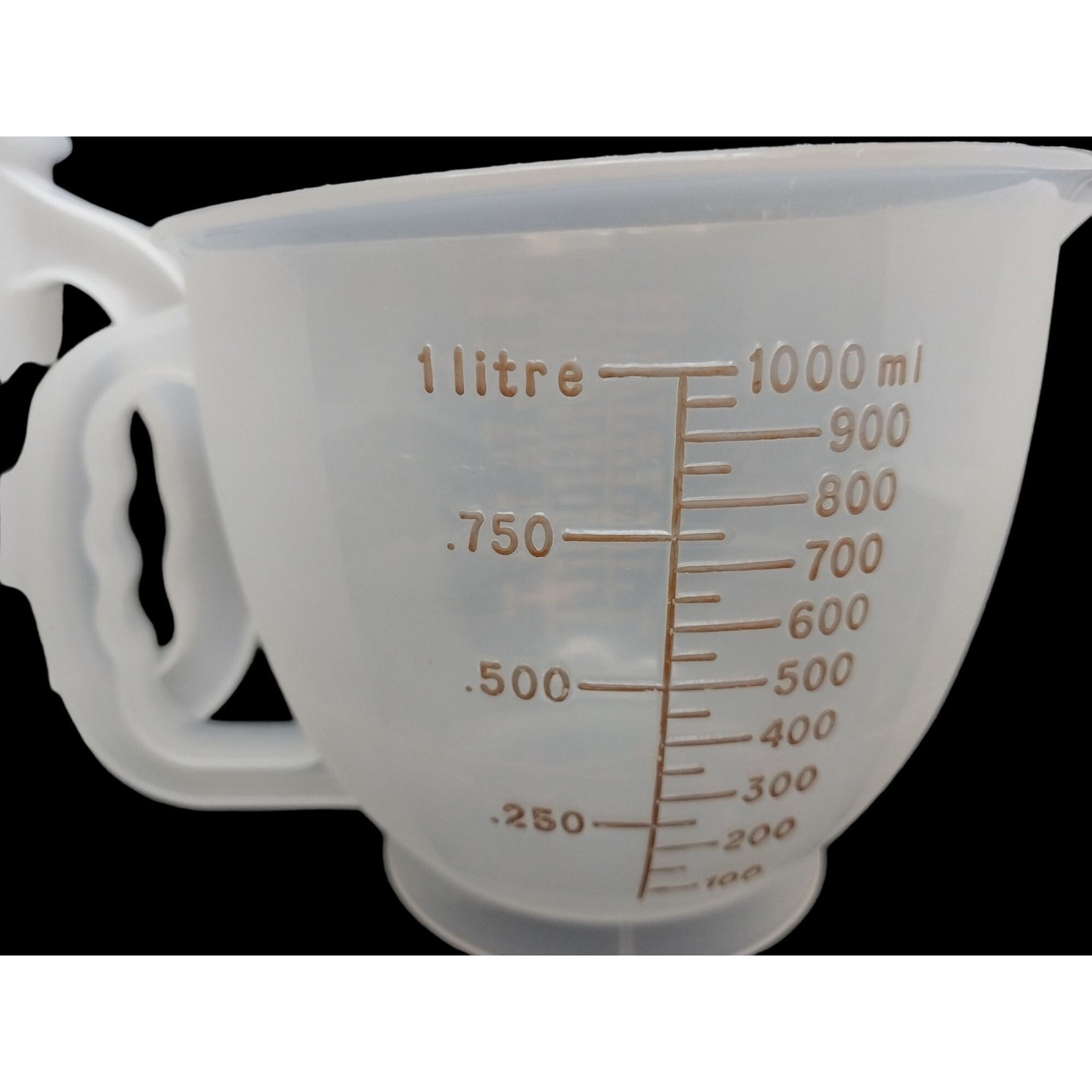 Tupperware Set of 2 Mix N Store Plastic Measuring Cups Handles Spouts ...