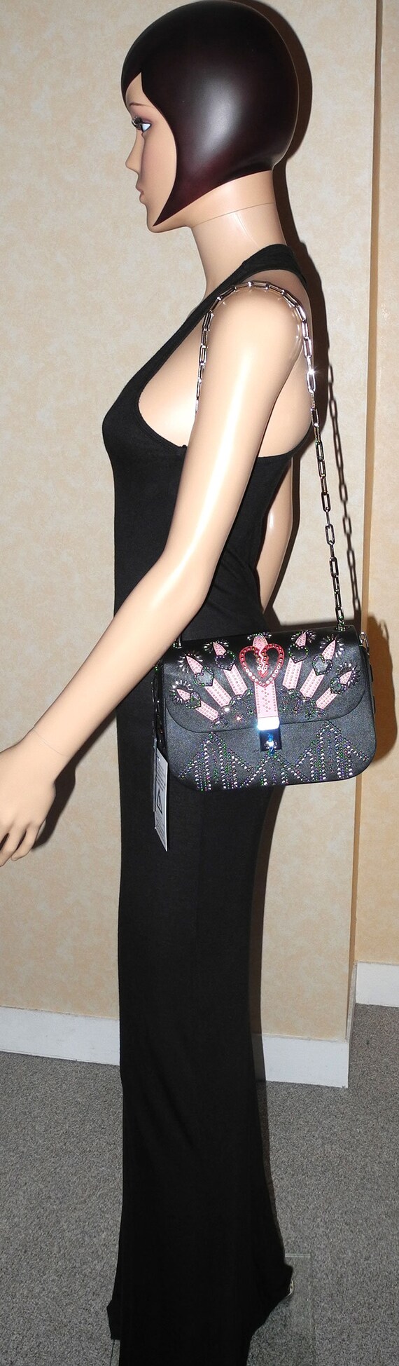 VALENTINO GLAM LOCK black leather bag, pink, cryst