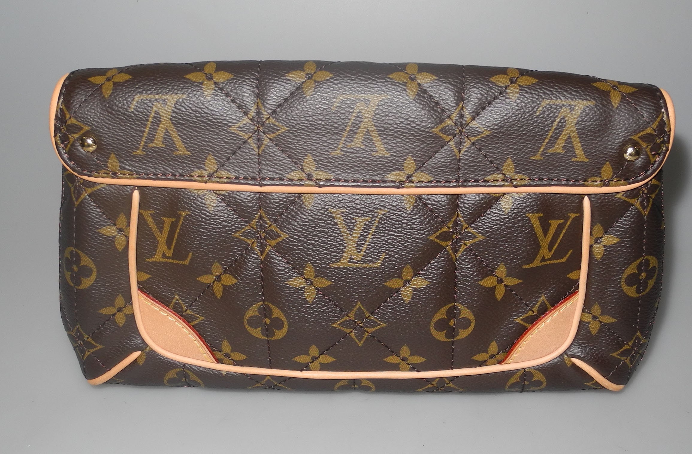 Louis Vuitton Etoile Clutch 356356