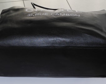 CHANEL LARGE Tote Bag in Black Leather Embroidered 31 Rue 