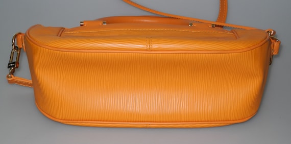 Buy LOUIS VUITTON Dhanura Bag in Orange Epi Leather Shoulder