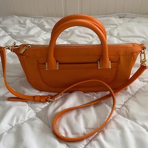 Louis Vuitton Mandarin Orange Epi Leather Neverfull MM Tote Bag