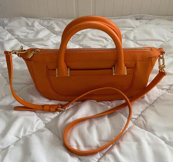 LOUIS VUITTON Epi Pochette Accessoires Long Shoulder Strap Orange