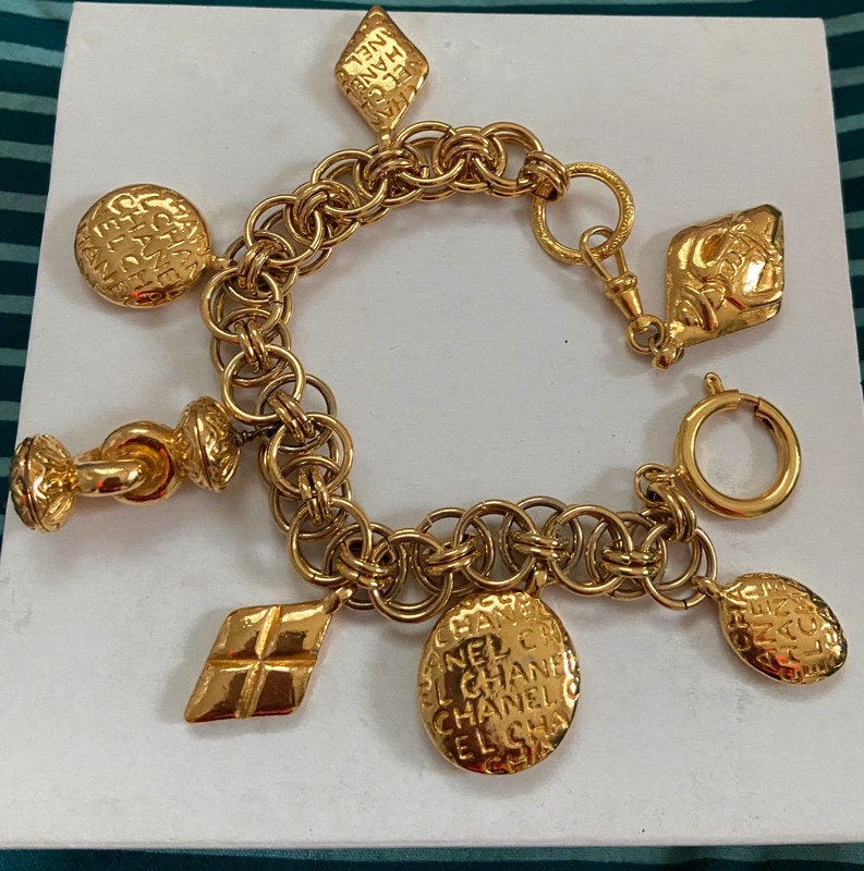 CHANEL Vintage Gold Plated 7.5-9 Charm Bracelet (7mm Wide