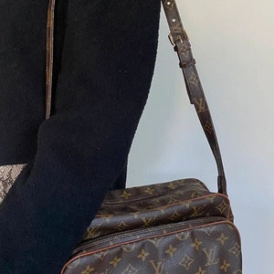 Used Louis Vuitton Shoulder Bag Nile Brown Monogram M45244 NO0020 LOUIS  VUITTON Women's Men's Unisex LV Nume Leather