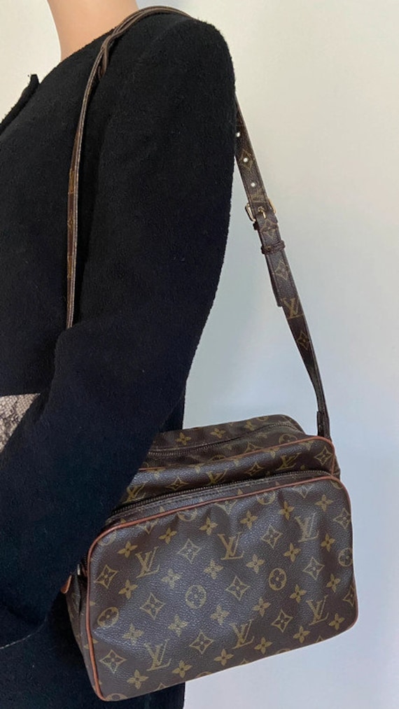 Vintage Louis Vuitton Trocadero Bag With Monogram From the -  Finland