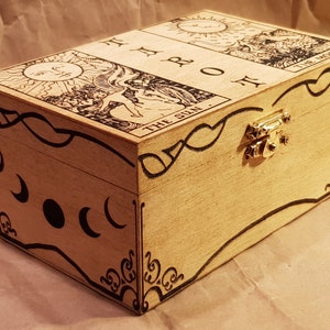 Holzbox Holzkiste Schatulle rechteckig Lasergravur Tarot Personalisiert individuell