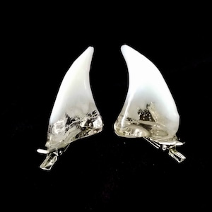 WHITE TIP | Resin Clip-On Devil Horns | C001-MATWHT