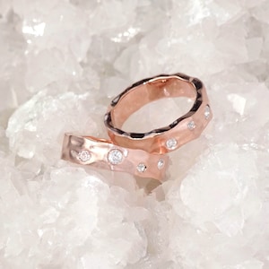 Handmade Hammered Rose Gold Vermeil Band Ring with White Topaz Gemstones. Wide Gemstone Band ring, hammered finish.