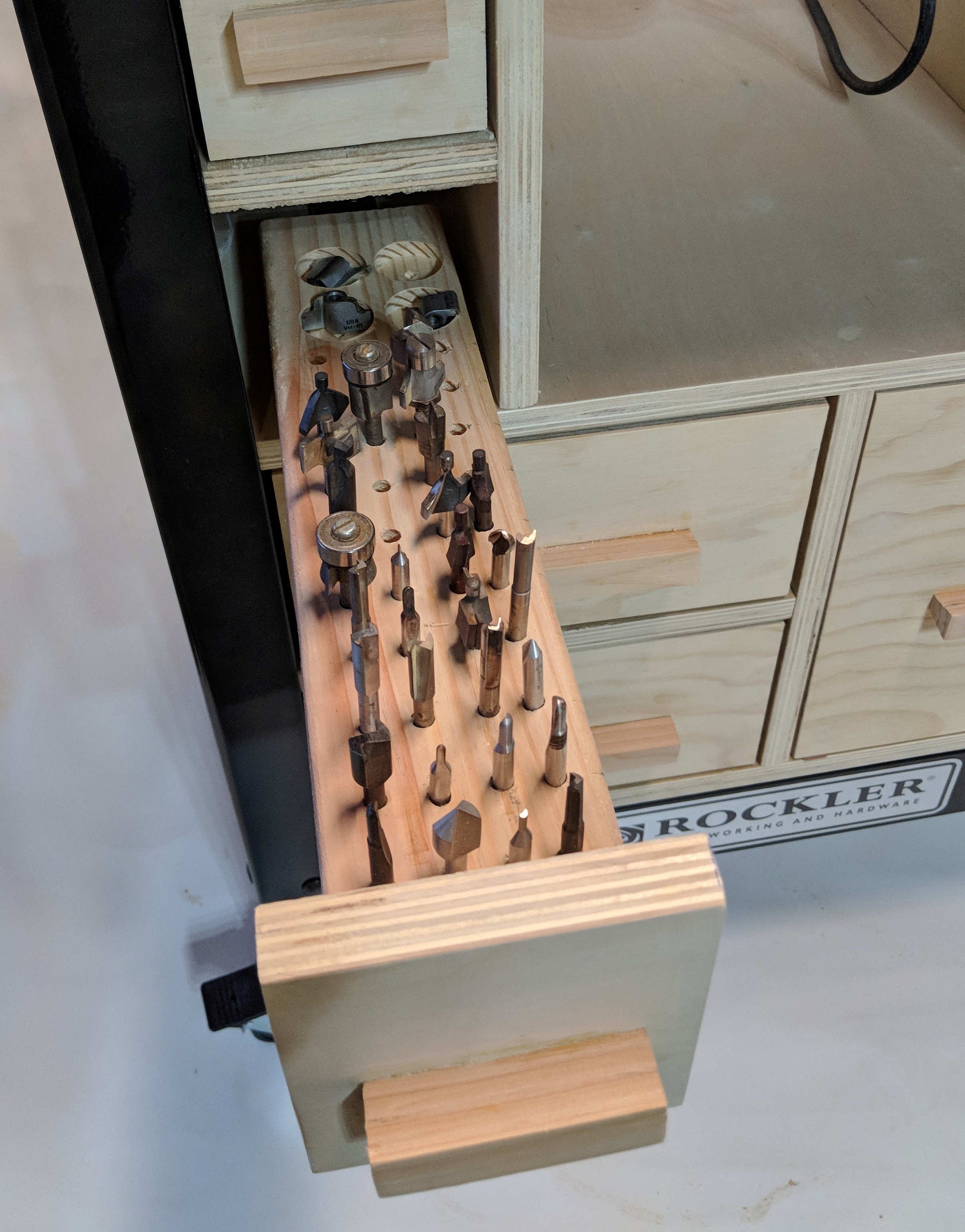 Rockler Router Table Storage Upgrade Your Rockler Router Table Plans – DIY Storage Upgrade (14 Pages ...