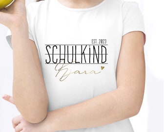 T-Shirt "Schulkind 2023" Einschulung Personalisiert Name Schulanfänger Schulkind Shirt 2023  Einschulung Mädchen Junge Schule Geschenk