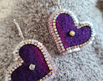 Authentic Native American beaded earrings,  PWM wool,  hearts, purple