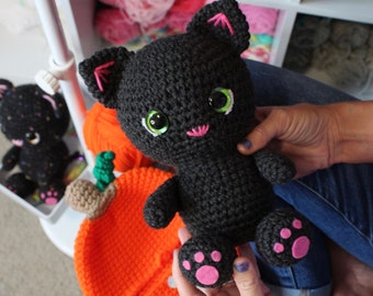 Hatching Kitty Crochet Pattern PDF