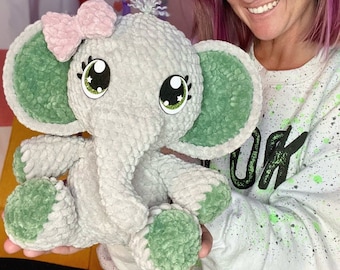 Hatching Elephant crochet pattern, pdf download