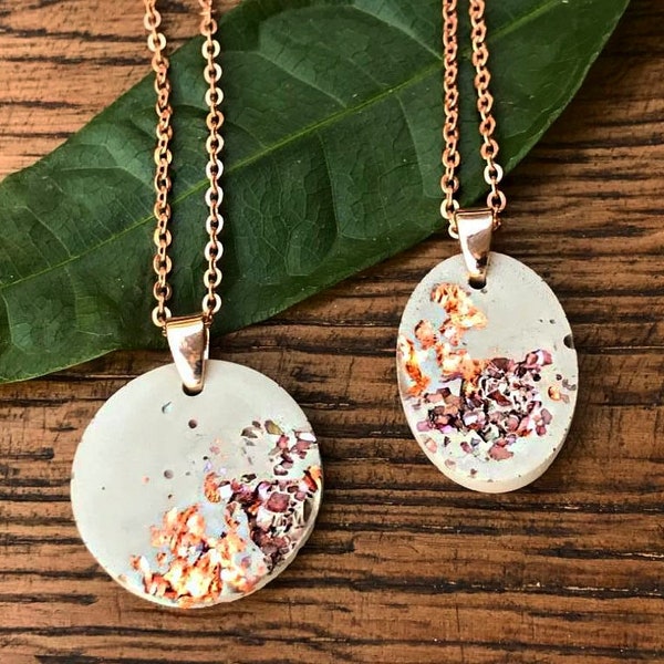 Concrete necklace in rose gold, round OR oval stainless steel, made of concrete, gift for girlfriend