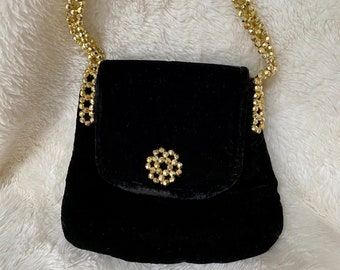 Vintage Samt-Abend-Clutch: Perlen-Griff, Druckknopfverschluss, Made in Hong Kong