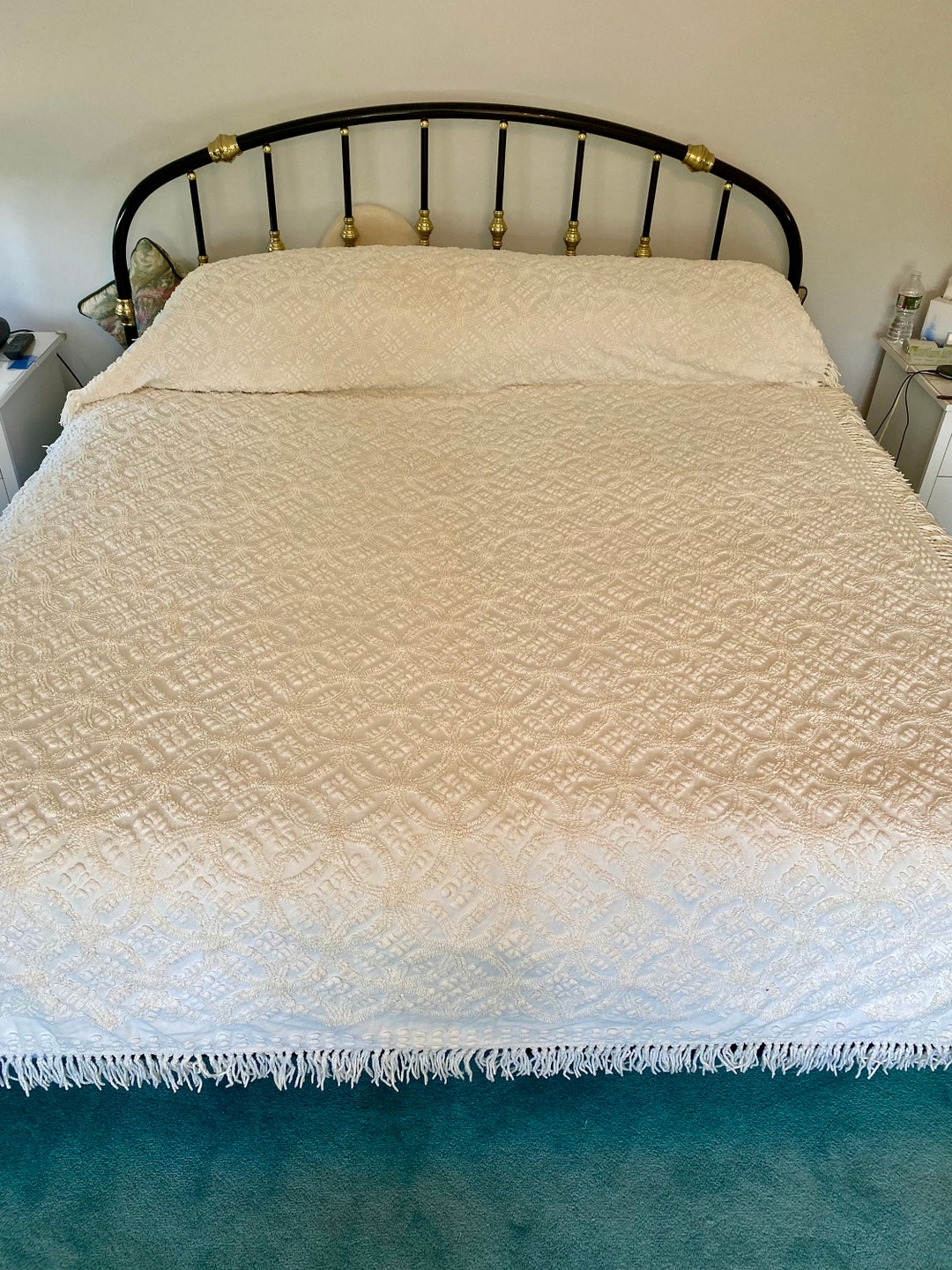 Charming Country Cream Vintage JONES Double Wedding Ring