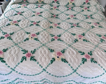 VTG Cabin Crafts Cabbage Rose with Teal Big Pops