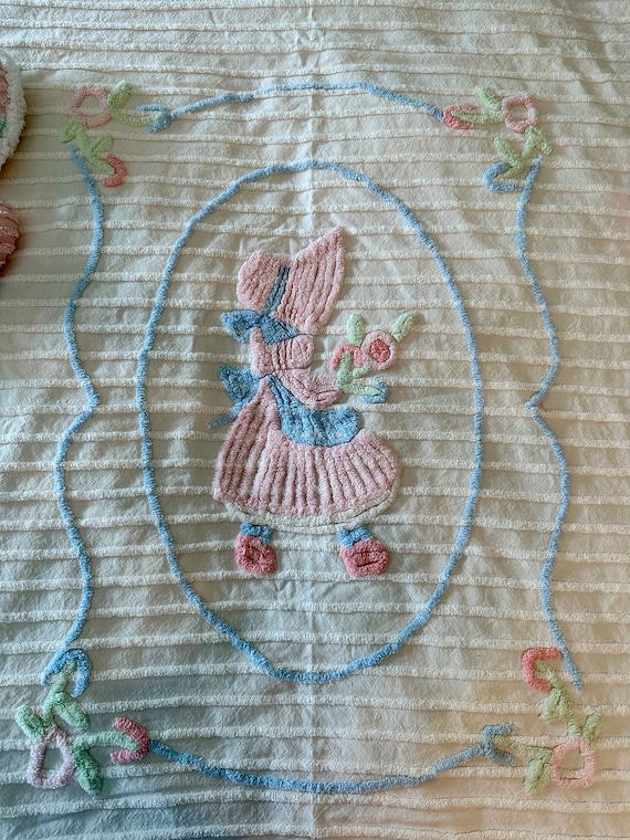 Vintage Baby Crib Chenille Blanket "Mary Mary Quite Contrary" EUC Sleep Sack
