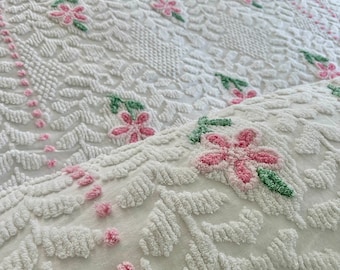 Vintage 2 Tone Pink Florals on White Chenille Bedspread Very Good