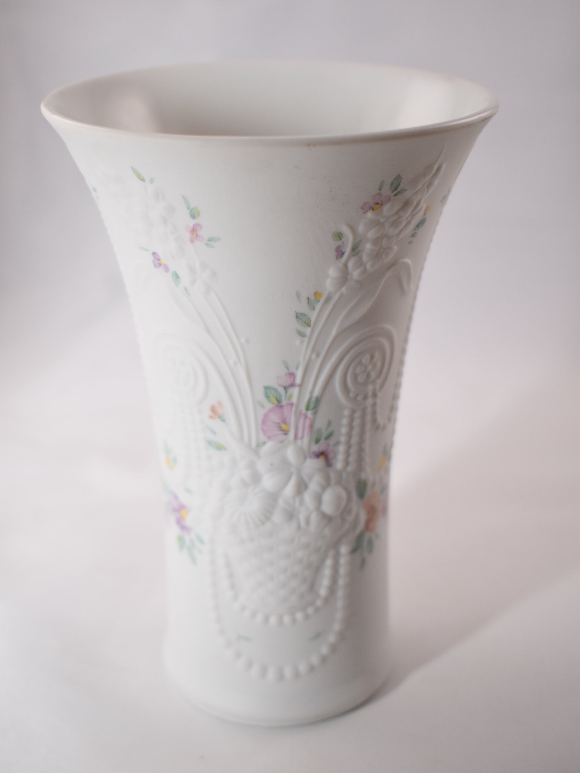 Vintage M Frey Porcelaine Vase blanc Kaiser Allemagne White Etsy Canada