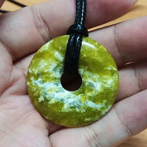 Crystal donut pendant, Pi stone, serpentine necklace, pendant necklaces, donut pendant, S05