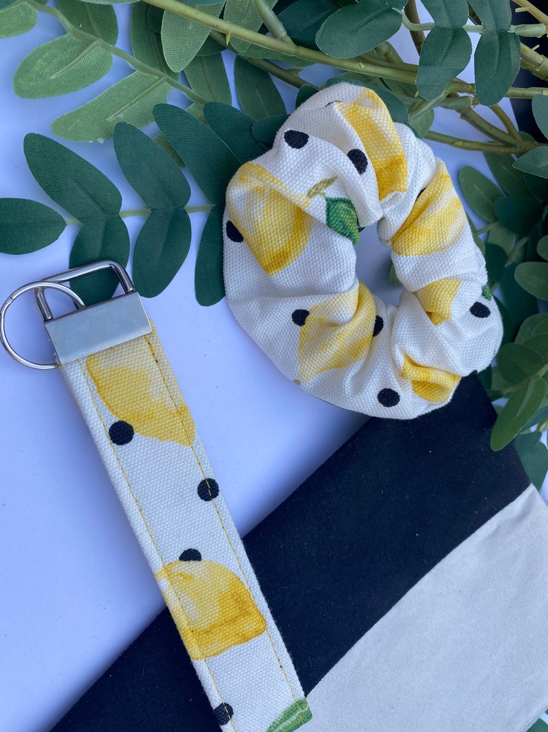 Lemon scrunchie and keyfob