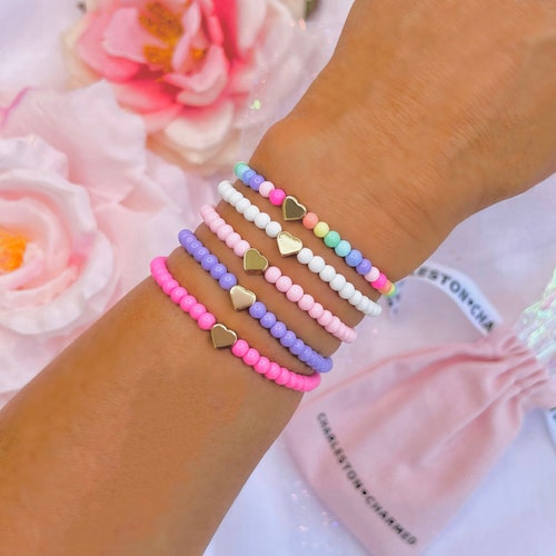 Stacking Gold Heart Charm Bracelet Beaded Name Bracelets Etsy