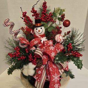 Snowman Centerpiece, Snowman Arrangement, Christmas Arrangement, Snowman Gift, Snowman Hat Arrangement, Christmas Table Arrangement