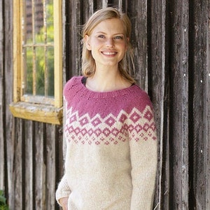 Hand knitted fair isle icelandic sweater in alpaca yarn