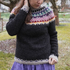 Black Nordic Icelandic pullover with coloured yoke in lettlopi yarn
